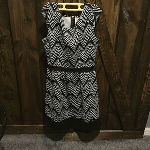 Black and White Geometric Print Xhilaration Dress, Size Medium